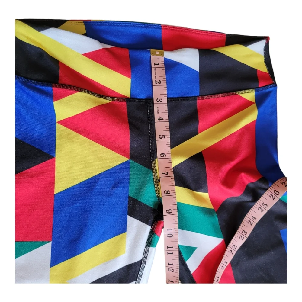 Fabletics Define Power Hold Mid Rise Capri Global Print Bold Colored Leggings M